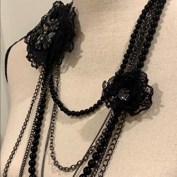 Black Long Necklace - Picture 4 of 6